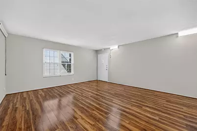 910 Duncan Lane #25, Austin, TX 78705 - Photo 5