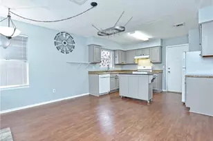 10614 Marias River Dr, Austin, TX 78748 - Photo 13