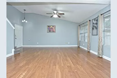 10614 Marias River Drive, Austin, TX 78748 - Photo 9