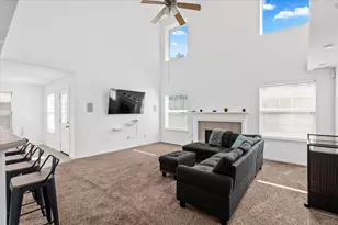 11724 Dunfries Ln, Austin, TX 78754 - Photo 7