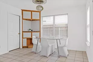 11724 Dunfries Ln, Austin, TX 78754 - Photo 9