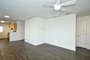 411 Delmar Ave, Austin, TX 78752 - Photo 9