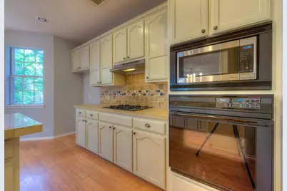 12610 McNelly Trail, Austin, TX 78732 - Photo 9