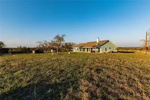220 Three Creeks Dr, Bertram, TX 78605 - Photo 19