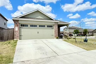 305 Milliner Loop, Hutto, TX 78634 - Photo 3