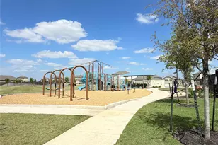 305 Milliner Loop, Hutto, TX 78634 - Photo 35