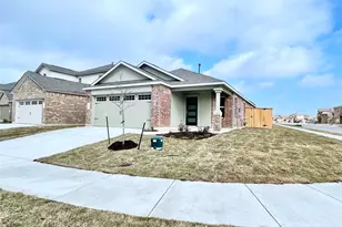 305 Milliner Loop, Hutto, TX 78634 - Photo 3