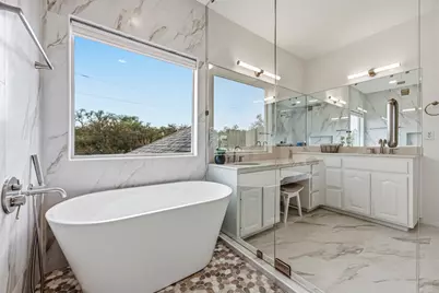 900 Canyonwood Drive, Dripping Springs, TX 78620 - Photo 23