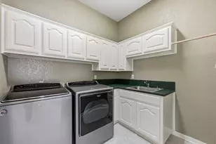 900 Canyonwood Dr, Dripping Springs, TX 78620 - Photo 11