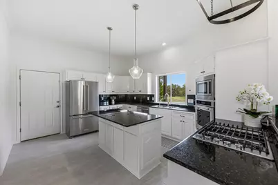 900 Canyonwood Drive, Dripping Springs, TX 78620 - Photo 7