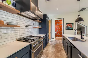 1604 Greenwood Ave, Austin, TX 78721 - Photo 3