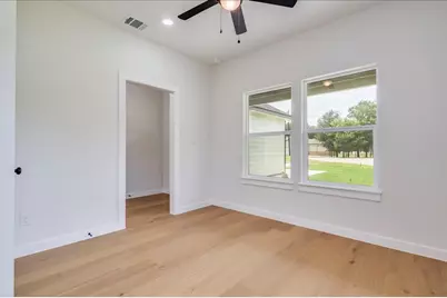 107 Keahi Court, Bastrop, TX 78602 - Photo 25