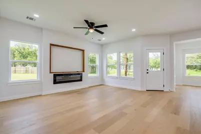 107 Keahi Court, Bastrop, TX 78602 - Photo 13