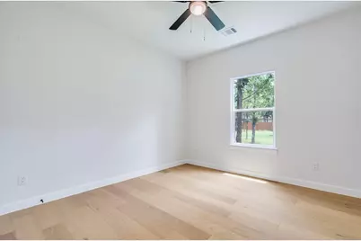 107 Keahi Court, Bastrop, TX 78602 - Photo 19