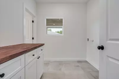 107 Keahi Court, Bastrop, TX 78602 - Photo 23