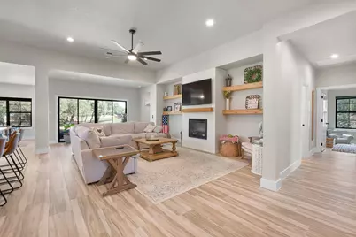 809 John Price, Blanco, TX 78606 - Photo 5