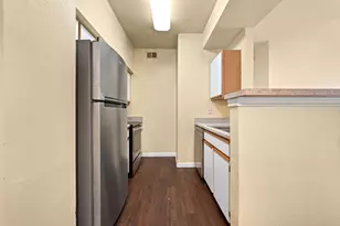 2320 Gracy Farms Ln, Austin, TX 78758 - Photo 11