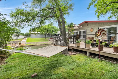 1122 Hill Circle East Drive, Granite Shoals, TX 78654 - Photo 31