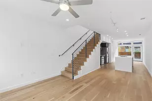 2002 E 7th St, Austin, TX 78702 - Photo 5