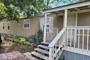 743 N State Hwy 95, Bastrop, TX 78602 - Photo 1