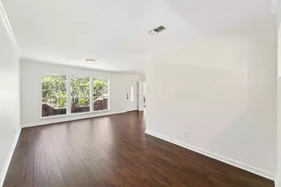 11307 Alhambra Drive, Austin, TX 78759 - Photo 5