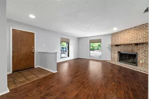 8506 Mesa Dr, Austin, TX 78759 - Photo 5