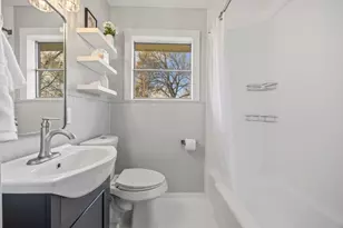 1402 Kent St, Taylor, TX 76574 - Photo 17