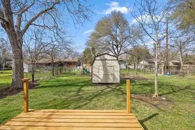 1402 Kent Street, Taylor, TX 76574 - Photo 23