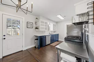 1402 Kent St, Taylor, TX 76574 - Photo 7