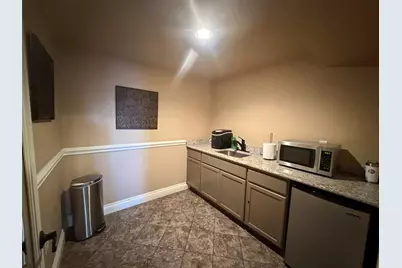 302 W Main Street #103, Round Rock, TX 78664 - Photo 11