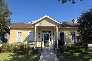 302 W Main St, Round Rock, TX 78664 - Photo 1