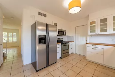 9604 Blue Creek Lane, Austin, TX 78758 - Photo 11