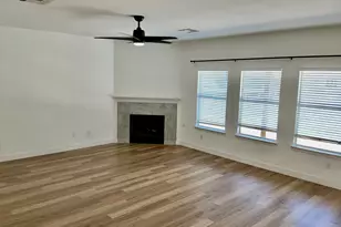 1405 Summercrest Blvd, Georgetown, TX 78626 - Photo 3
