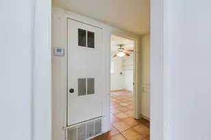 803 W 28th St, Austin, TX 78705 - Photo 19