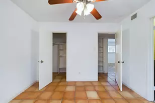 803 W 28th St, Austin, TX 78705 - Photo 17