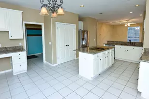 8401 Sweetness Ln, Austin, TX 78750 - Photo 15