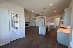 308 Smoke Signal Dr, Liberty Hill, TX 78642 - Photo 5