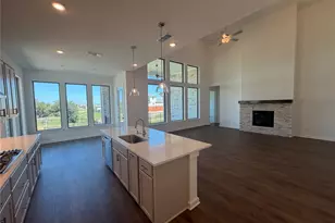 308 Smoke Signal Dr, Liberty Hill, TX 78642 - Photo 3