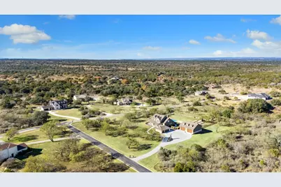 100 Cross Trail, Spicewood, TX 78669 - Photo 5