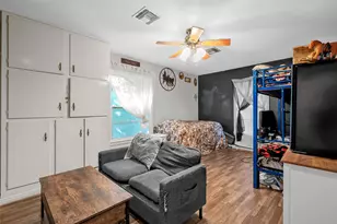 301 N 40th St, Waco, TX 76710 - Photo 7