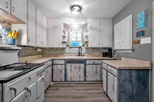 301 N 40th St, Waco, TX 76710 - Photo 11