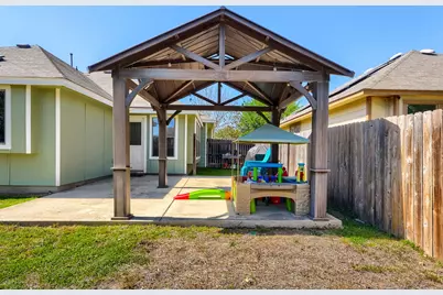 1697 Twin Cove, Kyle, TX 78640 - Photo 25