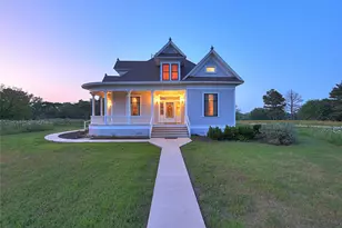 807 Colorado Dr, Smithville, TX 78957 - Photo 1