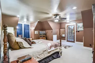 807 Colorado Dr, Smithville, TX 78957 - Photo 9