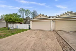 709 N Cascades Ave, Pflugerville, TX 78660 - Photo 31