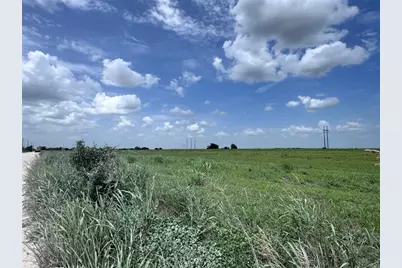 35 Ih, Jarrell, TX 76537 - Photo 11