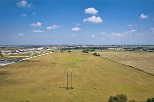 35 Ih, Jarrell, TX 76537 - Photo 7