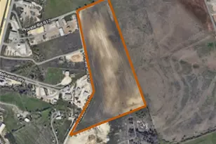 35 Ih, Jarrell, TX 76537 - Photo 13