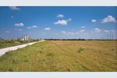 35 Ih, Jarrell, TX 76537 - Photo 31