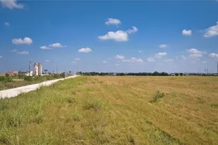 35 Ih, Jarrell, TX 76537 - Photo 31